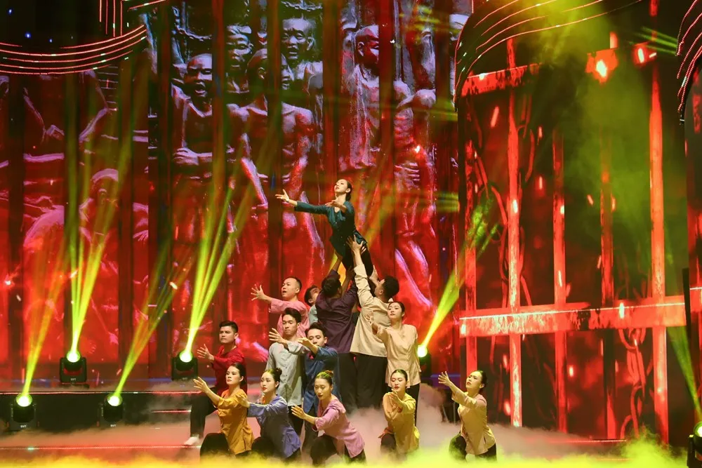 2 75538232999688839981114