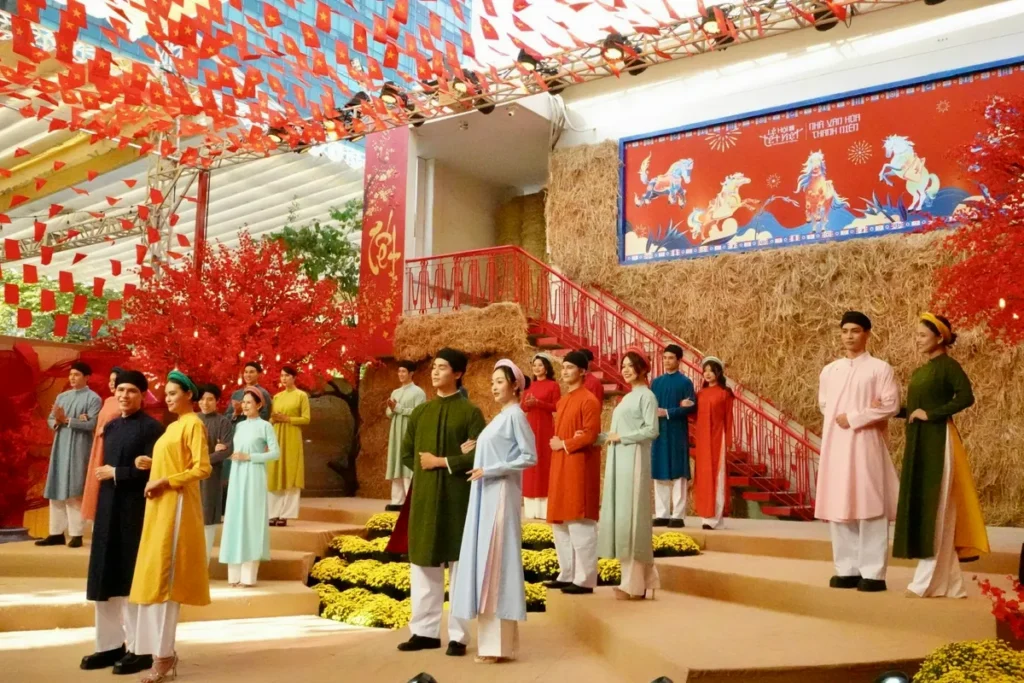 tet 17 34387786927506547975683